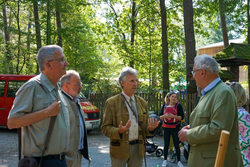 Sonntag, 17. September 2023; Waldfest im Walderlebniszentrum Erlangen-Tennenlohe. Hier werden neben den verschiedensten Mitmach-Aktionen unter dem Motto Schutz vor Waldbrand für Groß und Klein auch regionale Wildspezialitäten angeboten.