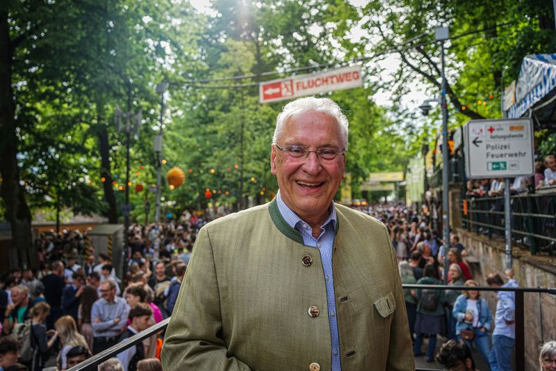 Donnerstag, 21. Mai 2026; die 271. Bergkirchweih ist eröffnet