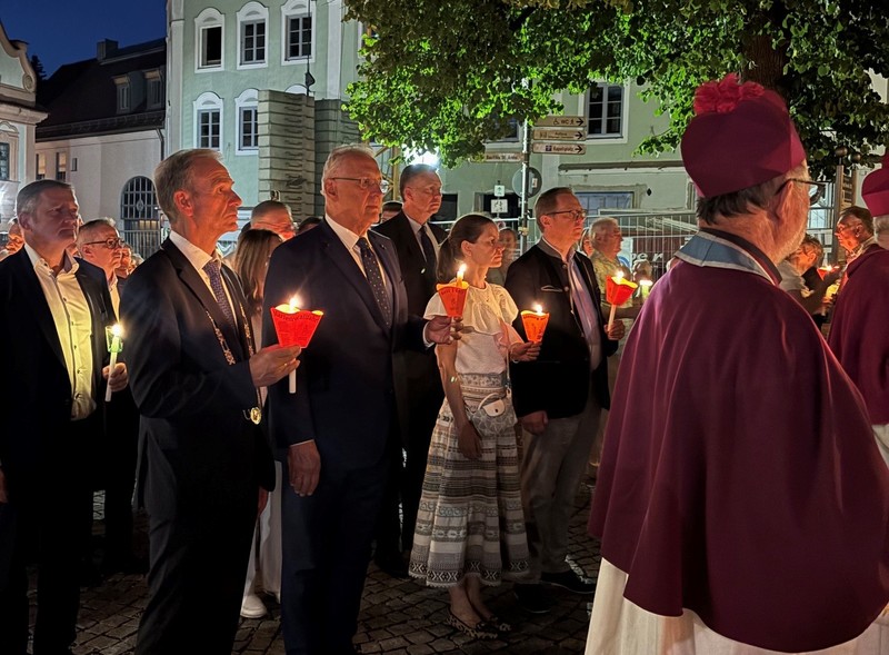 Freitag, 14. August 2026, Innenminister Joachim Herrmann bei dem Pontifikalgottesdienst am Vorabend vor Maria Himmelfahrt in Altötting.