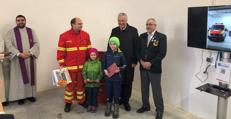 Sonntag, 2. Dezember 2018; DLRG KV N�rnberg-Roth-Schwabach Einweihung des Garagenneubau mit Staatsminister Joachim Herrmann und dem Vorsitzenden J�rg Laubenstein.
Foto: privat  