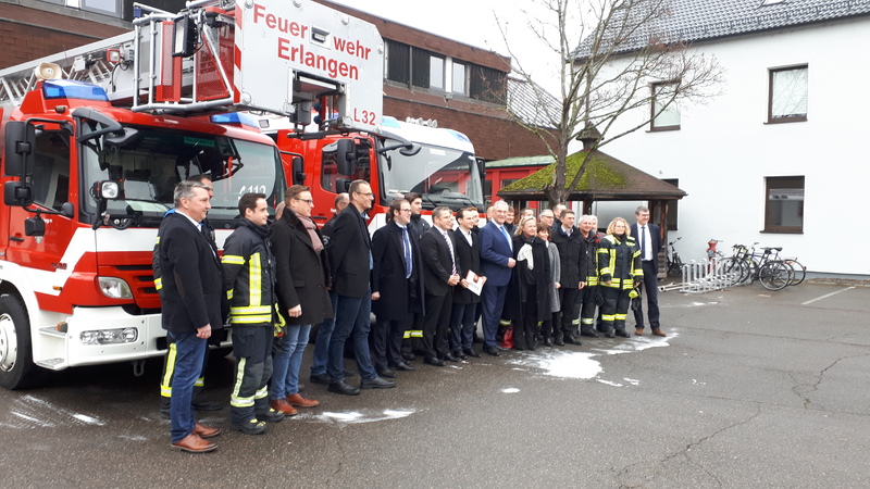 Montag, 31. Dezember 2018; Um den vielen Einsatzkr�ften f�r ihr ausgezeichnetes Engagement im Jahr 2018 stellvertretend zu danken, besucht Bayerns Innenminister Joachim Herrmann unter anderem die Freiwillige Feuerwehr Erlangen.