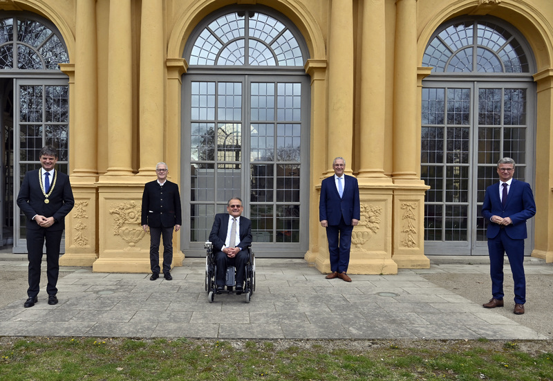 Freitag, 16. April 2021; Neues Forschungszentrum in Erlangen: Innen- und Integrationsminister Joachim Herrmann und Wissenschaftsminister Bernd Sibler haben heute das Bayerische Forschungszentrum f�r Interreligi�se Diskurse (BaFID) an der Friedrich-Alexander-Universit�t Erlangen-N�rnberg er�ffnet. 