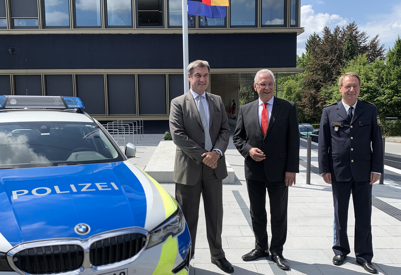 Donnerstag, 28. Juli 2022; Eines der größten Bauvorhaben in der Geschichte der Bayerischen Polizei: Dieser Neubau ist ein Meilenstein für die Passauer Polizei, schwärmte Innenminister Joachim Herrmann auf der Einweihungsfeier für das neue Polizeiämtergebäude in Passau, an der Ministerpräsident Dr. Markus Söder die Festrede hielt.
Copyright: Markus Zechbauer