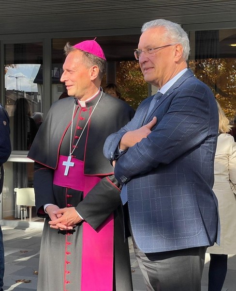 Samstag, 9. Dezember 2023; dem bisherigen Weihbischof Herwig G��l zum neuen Erzbischof von Bamberg zu ernennen, ist eine sehr gute und kluge Entscheidung des Papstes. Joachim Herrmann freut sich sehr dar�ber, sowohl f�r Herwig G��l pers�nlich als auch f�r die Christen in der Erzdi�zese Bamberg.
Foto: Archiv